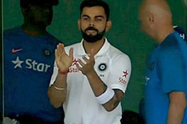 kohli_stands_175